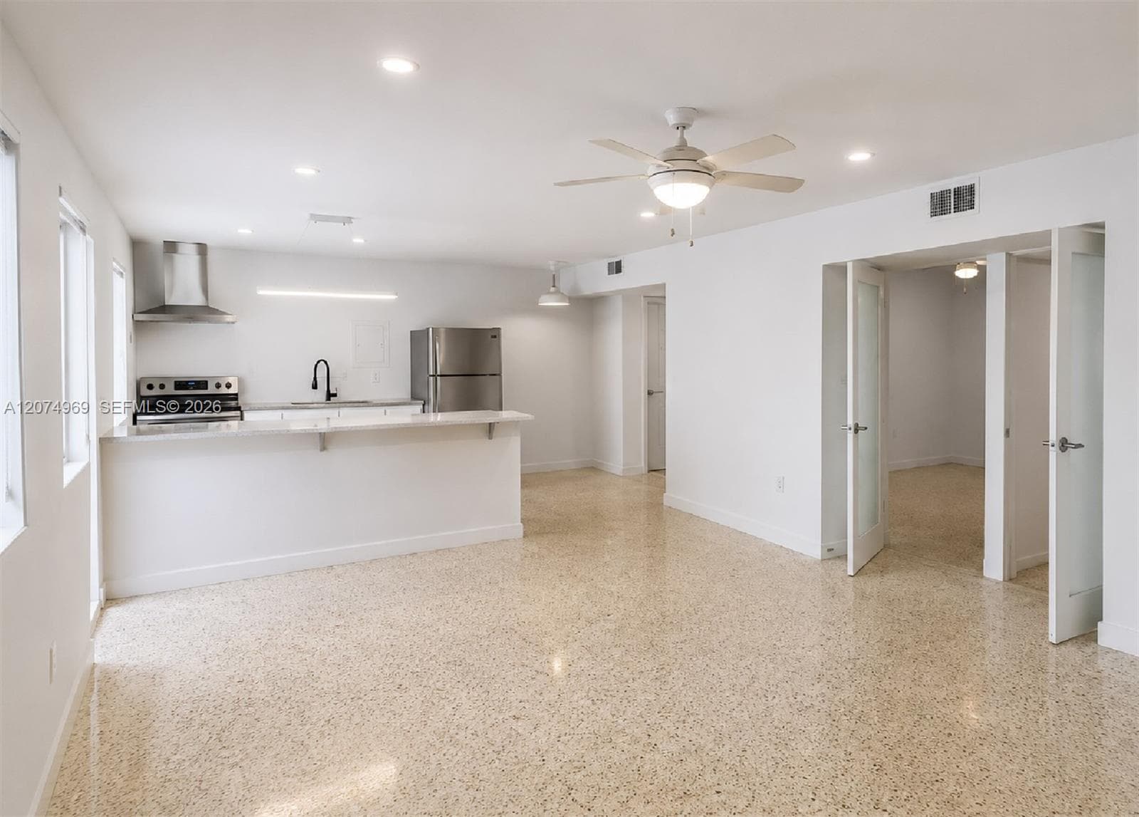 1385 NE 105th St, Miami Shores, FL 33138 — zdjęcie 4