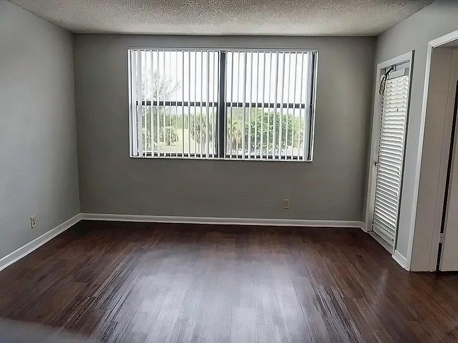 708 Executive Center Drive # 12, West Palm Beach, FL 33401 — zdjęcie 2
