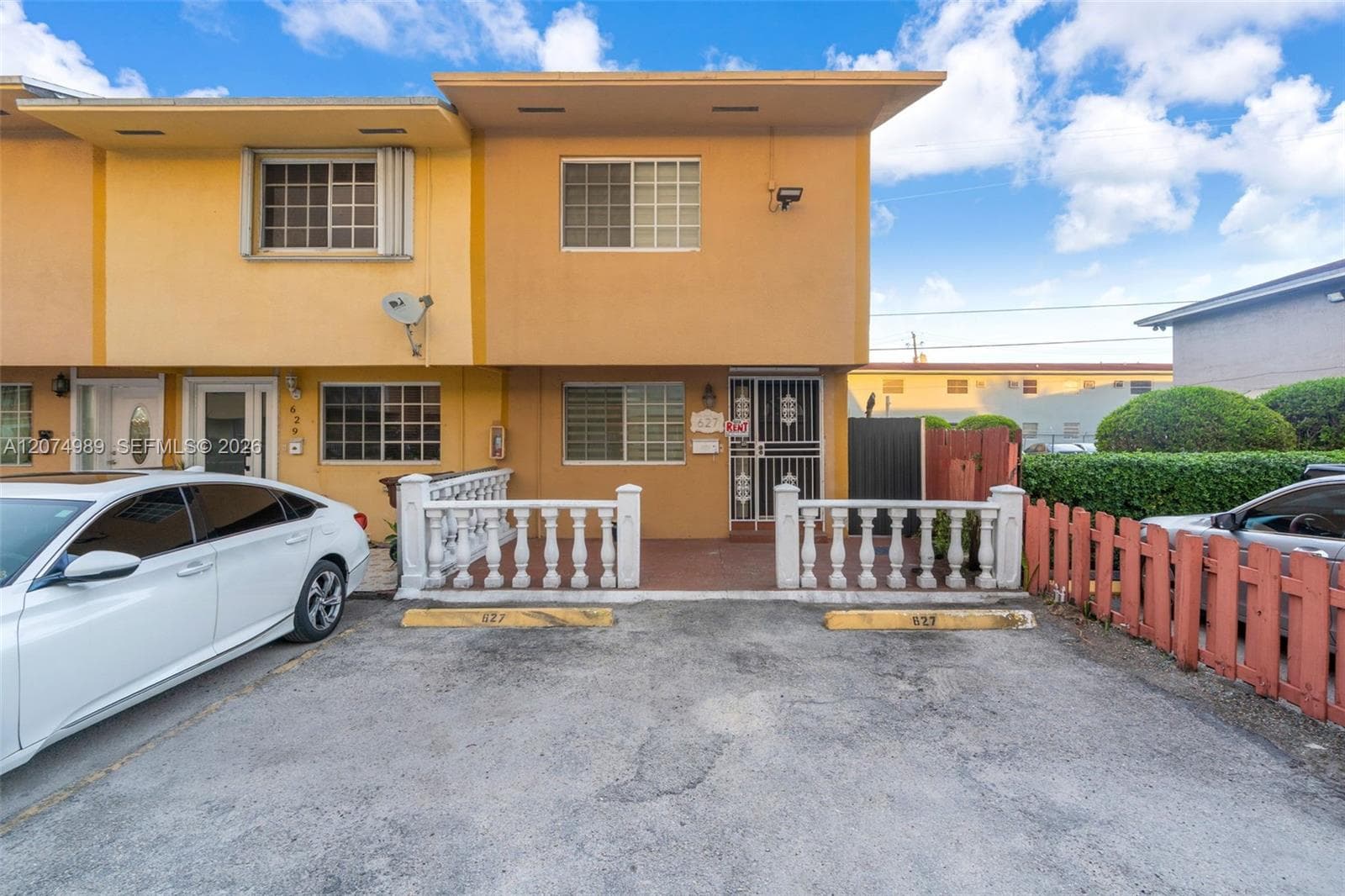 627 W 68th St # 627, Hialeah, FL 33014