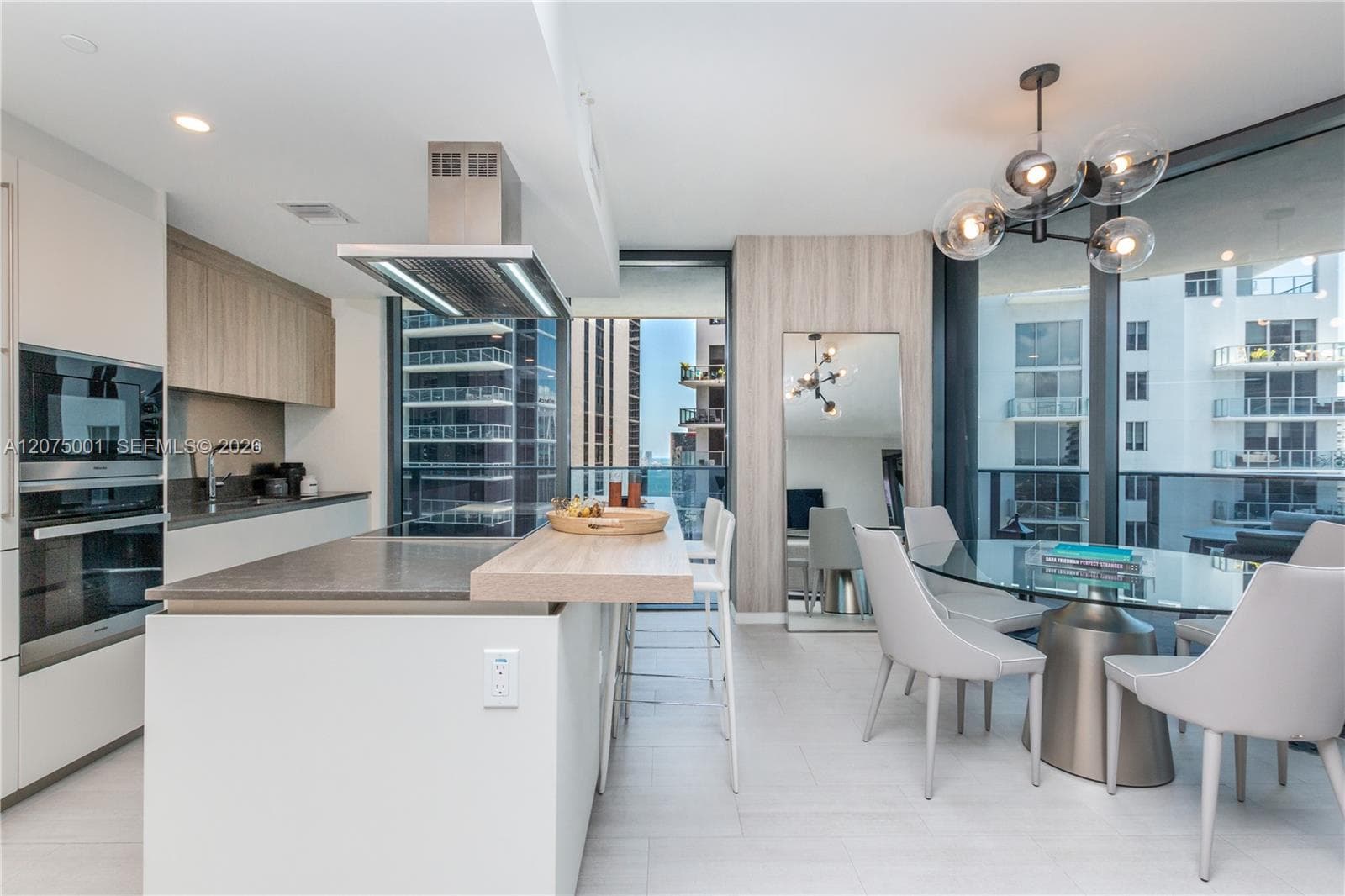 1000 Brickell Plz # 3201, Miami, FL 33131 — zdjęcie 3