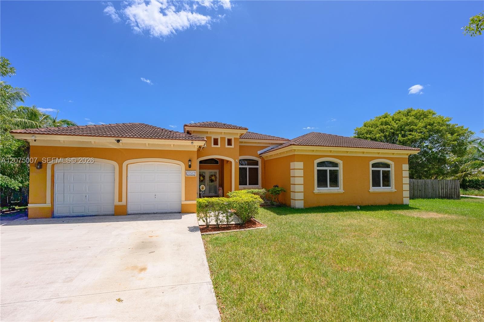 20562 SW 324 st, Homestead, FL 33030