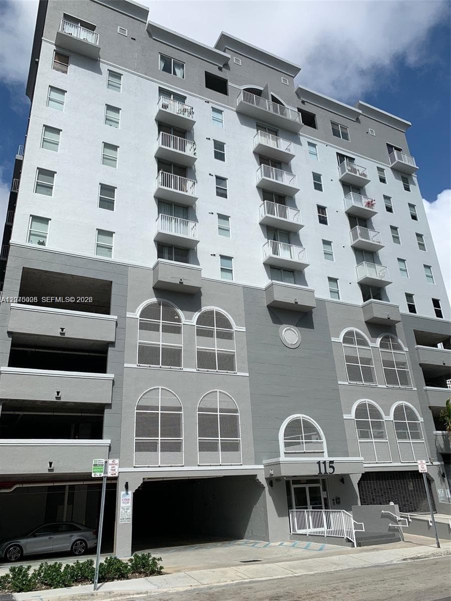 115 SW 11th St # 909, Miami, FL 33130 — zdjęcie 2