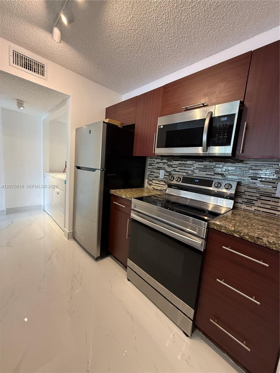 15781 SW 106th Ter # 104, Miami, FL 33196 — zdjęcie 5