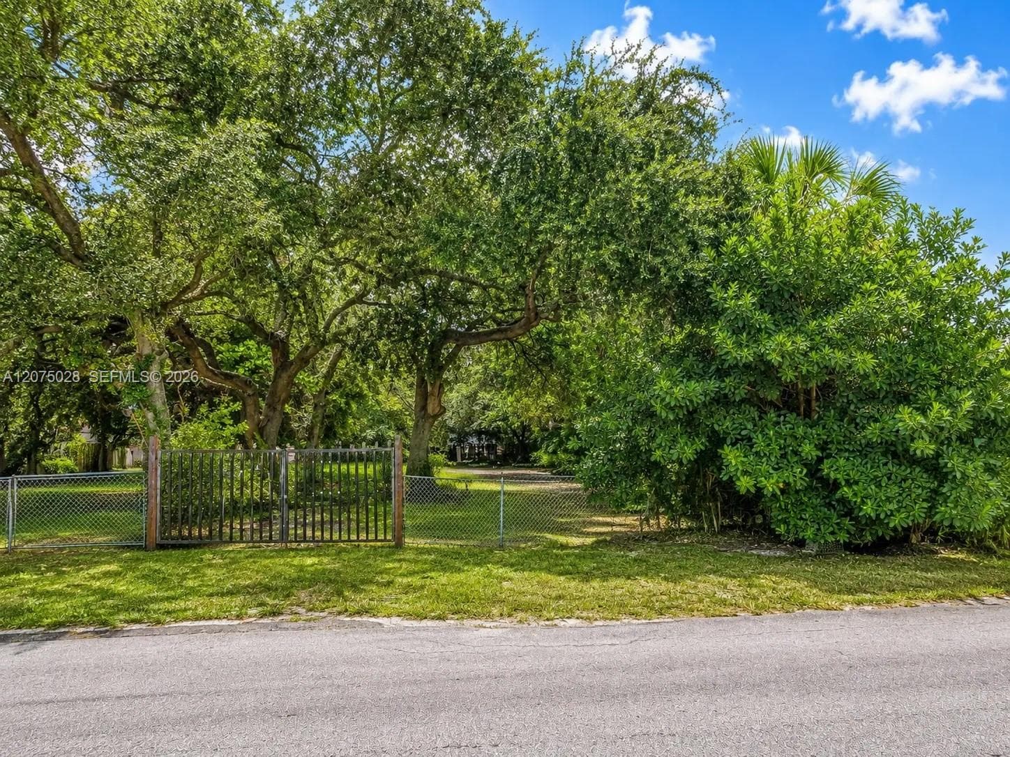 7726 NW 4th Ave, Miami, FL 33150 — zdjęcie 2