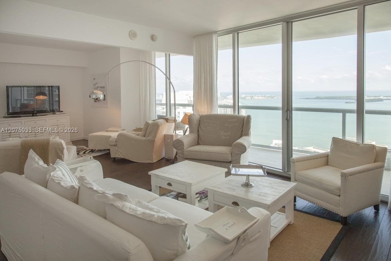 465 Brickell Ave # 4703, Miami, FL 33131 — zdjęcie 3