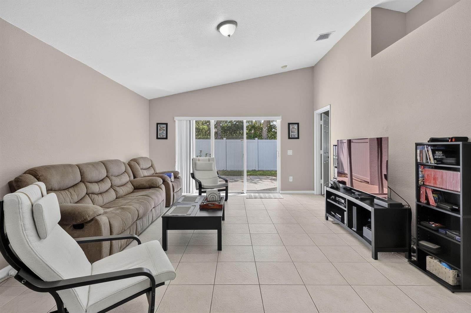 5088 NORTHERN LIGHTS Drive, FL 33463 — zdjęcie 5