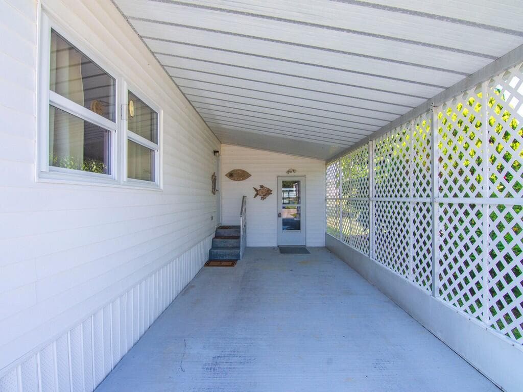 58 Village Lane, Jensen Beach, FL 34957 — zdjęcie 4