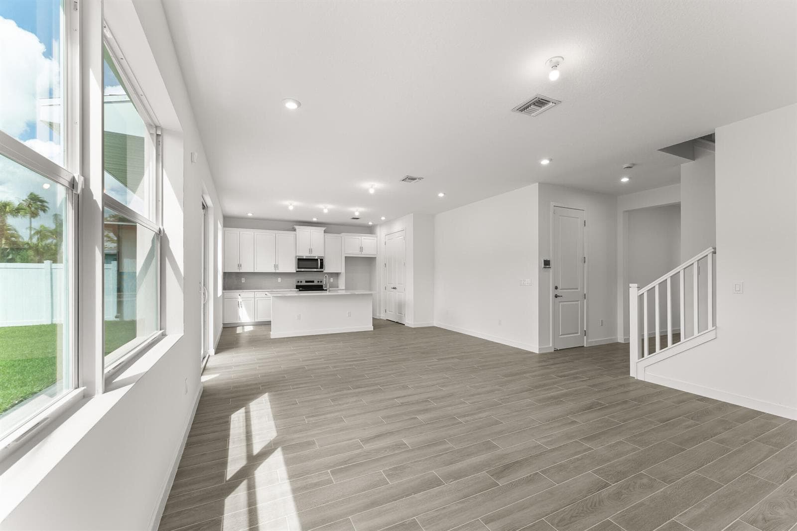 7296 CLAUDELLE Street, Lake Worth, FL 33467 — zdjęcie 3