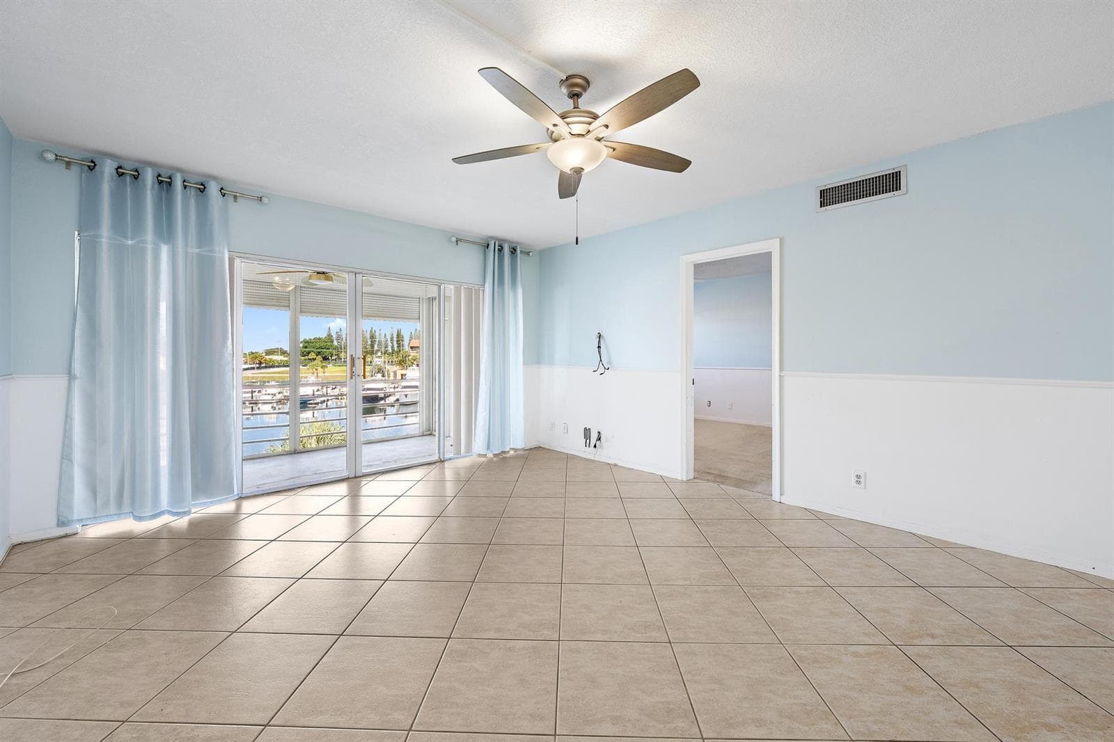 29 Yacht Club Drive # Unit 405, North Palm Beach, FL 33408 — zdjęcie 5