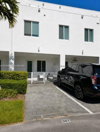 6416 NW 102nd Ct # 307, Doral, FL 33178 — zdjęcie 2