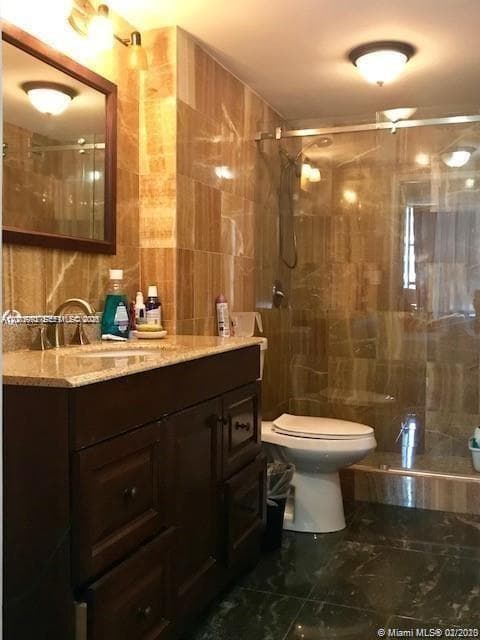 600 S Three Islands Blvd # 1018, Hallandale Beach, FL 33009 — zdjęcie 3