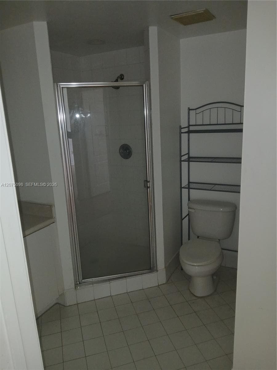 5085 NW 7th St # 415, Miami, FL 33126 — zdjęcie 4