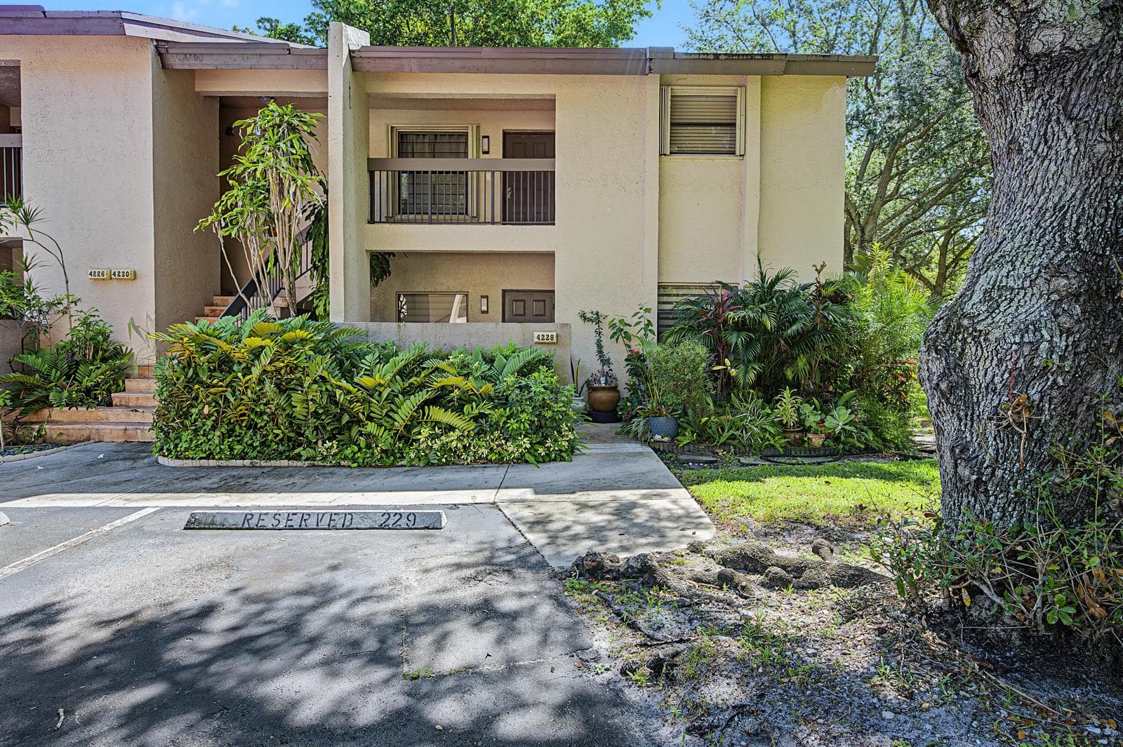 4228 NW 22nd Street # 110J, Coconut Creek, FL 33066