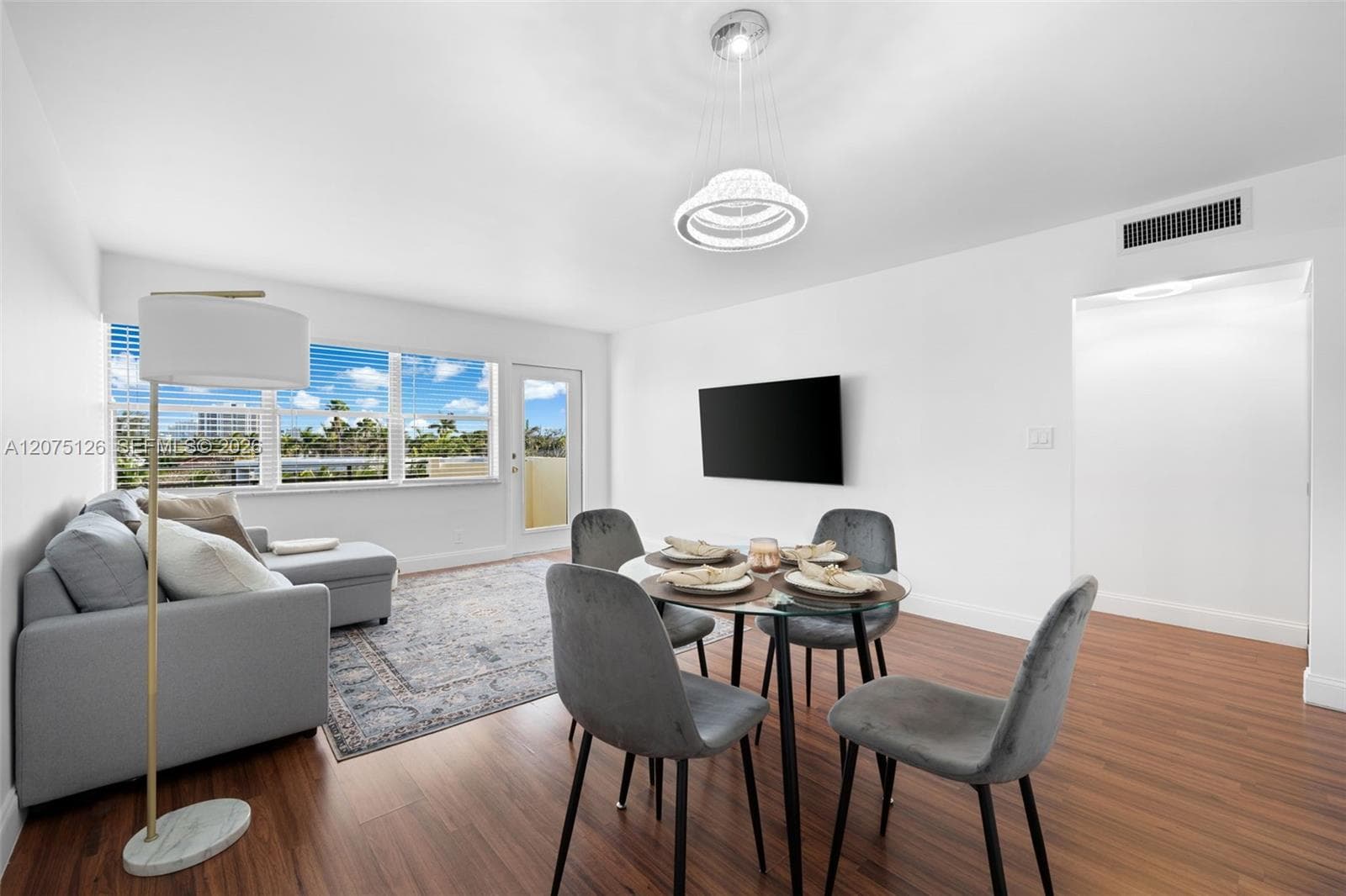 401 Golden Isles Dr # 406, Hallandale Beach, FL 33009