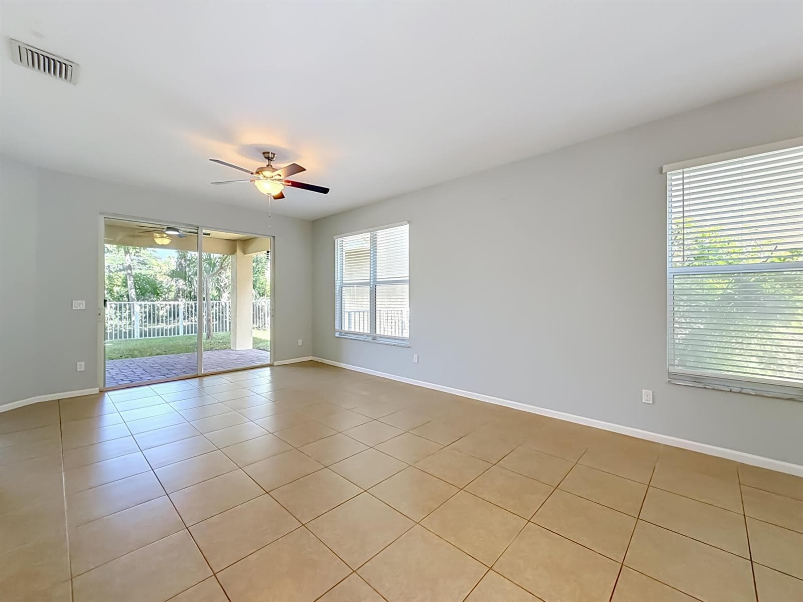 57 ATWELL Drive, West Palm Beach, FL 33411 — zdjęcie 5