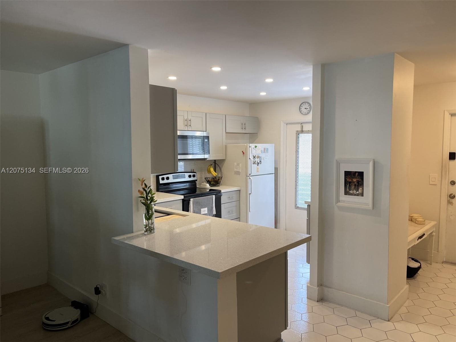 1000 NE 14th Ave # 211, Hallandale Beach, FL 33009 — zdjęcie 3