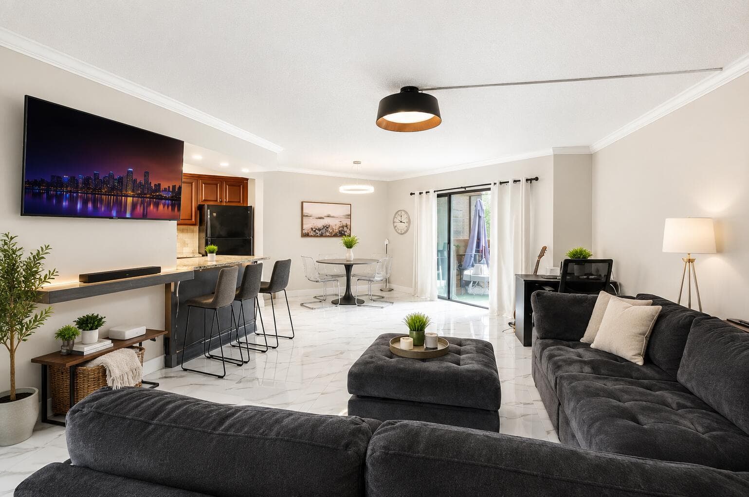 6855 W Broward Boulevard # 201, Plantation, FL 33317 — zdjęcie 2