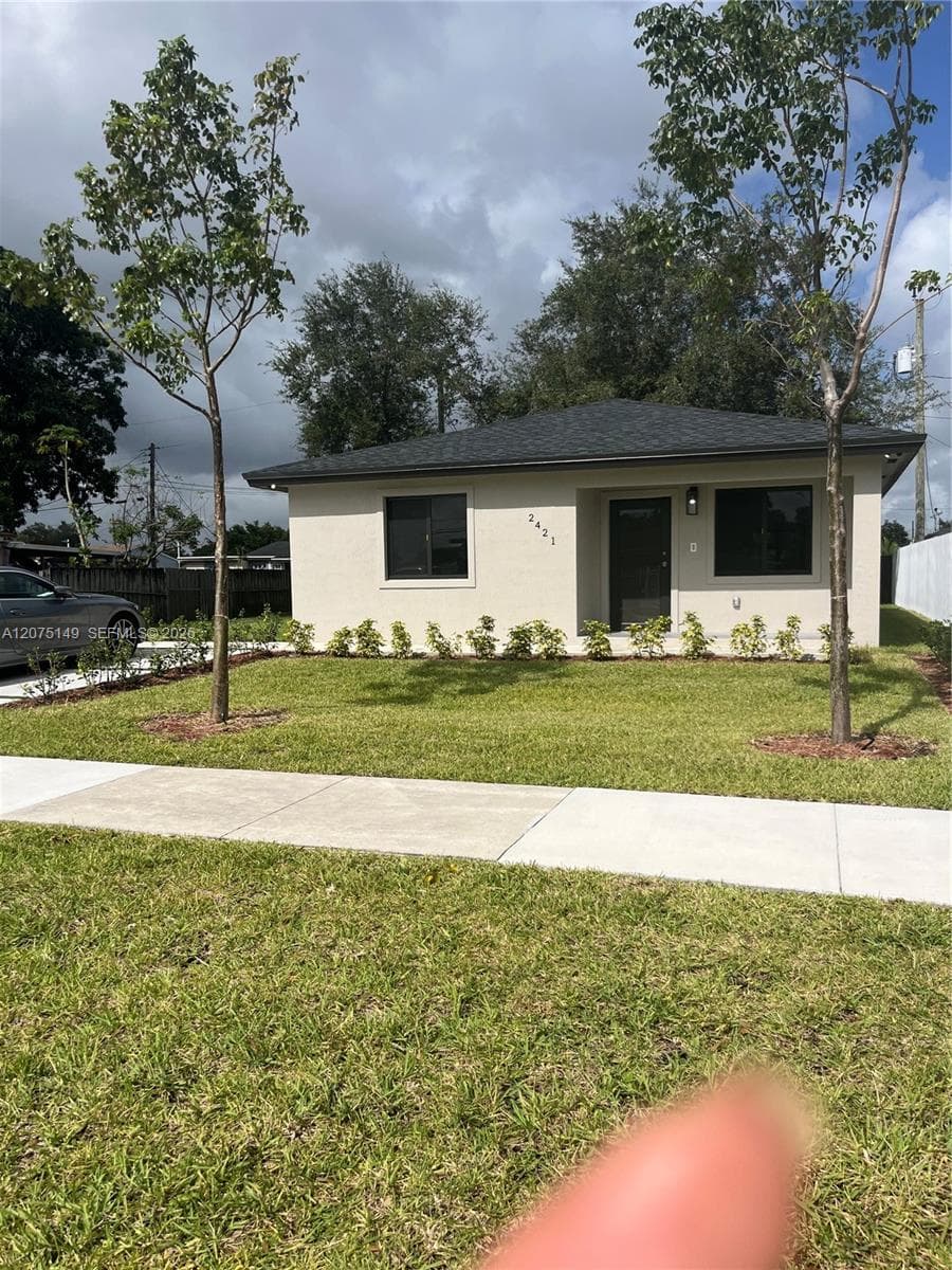 2421 NW 152nd Ter, Miami Gardens, FL 33054 — zdjęcie 3