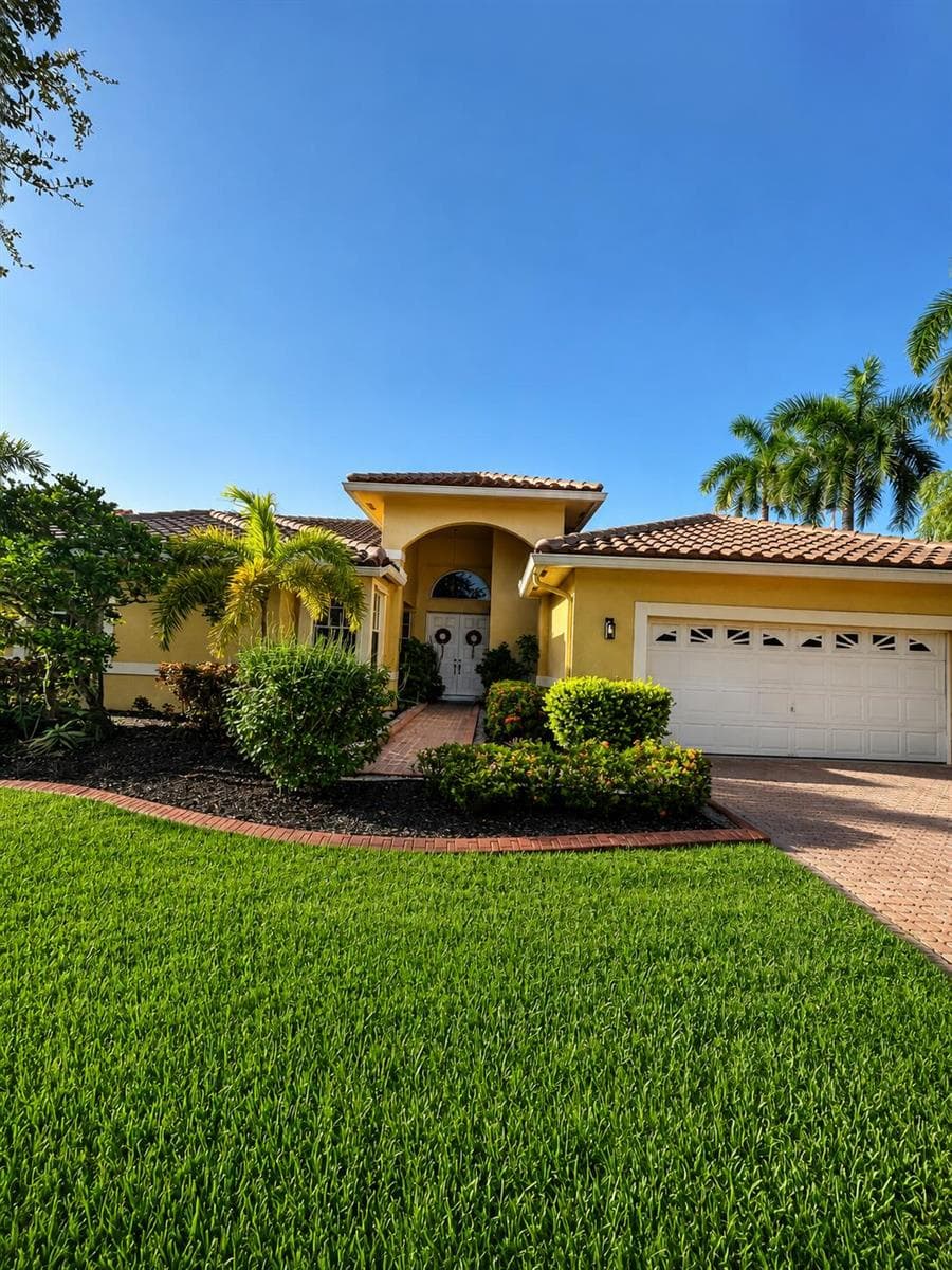 18301 NW 16th Street, Pembroke Pines, FL 33029 — zdjęcie 2