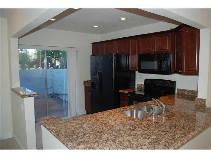 6557 NW 99th Avenue, Tamarac, FL 33321 — zdjęcie 3