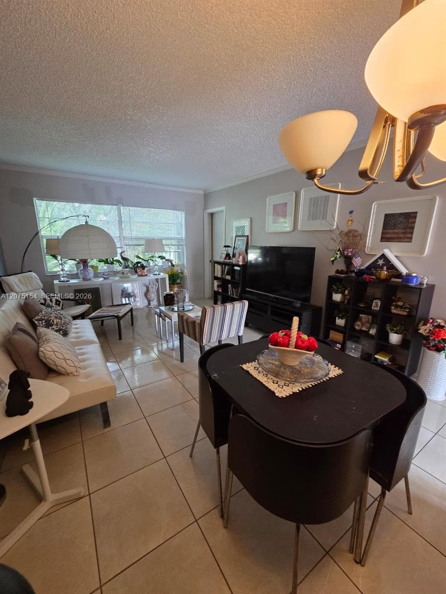 5181 W Oakland Park Blvd # 204, Lauderdale Lakes, FL 33313 — zdjęcie 5