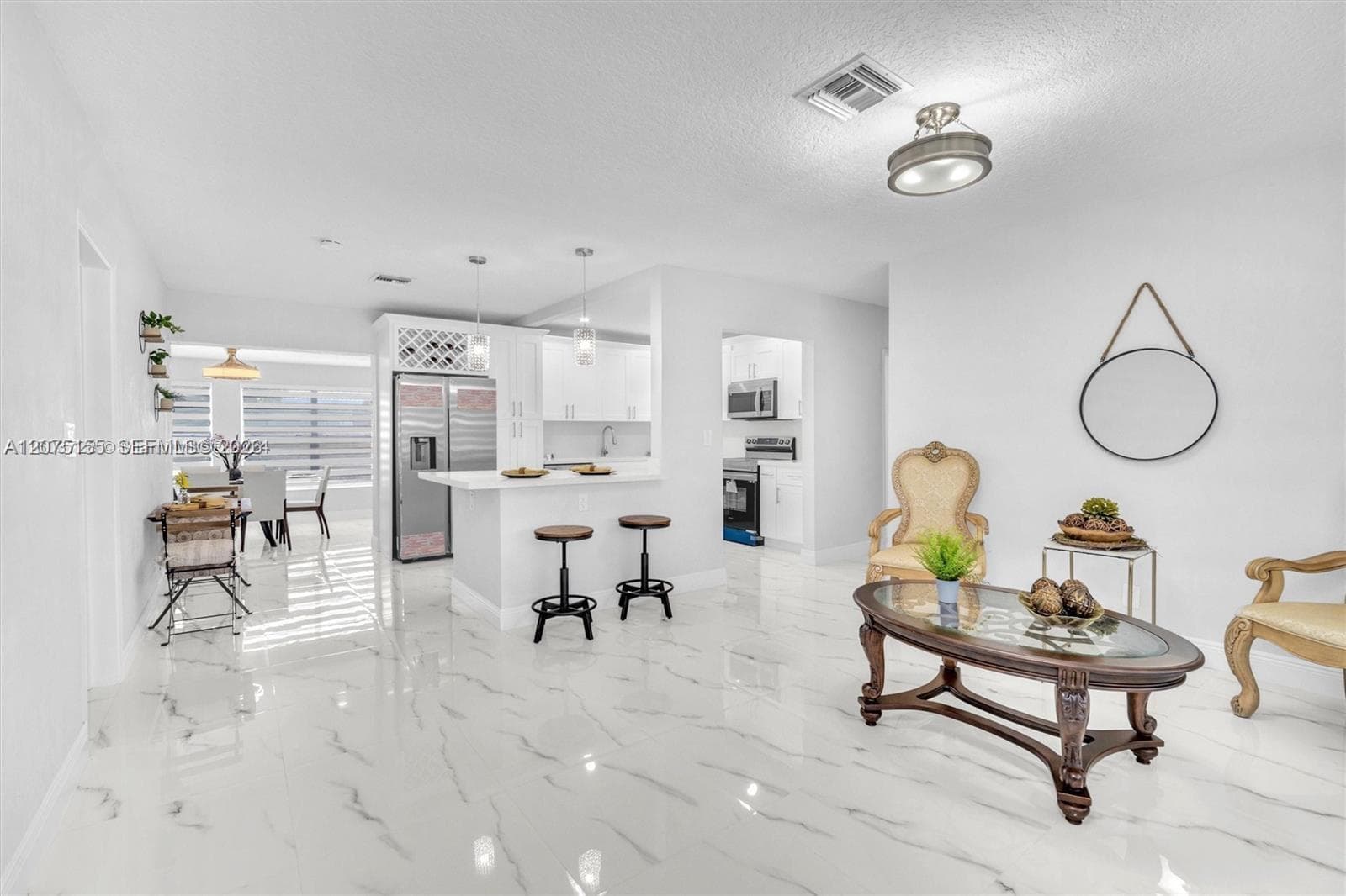 741 NE 8th St, Pompano Beach, FL 33060 — zdjęcie 4