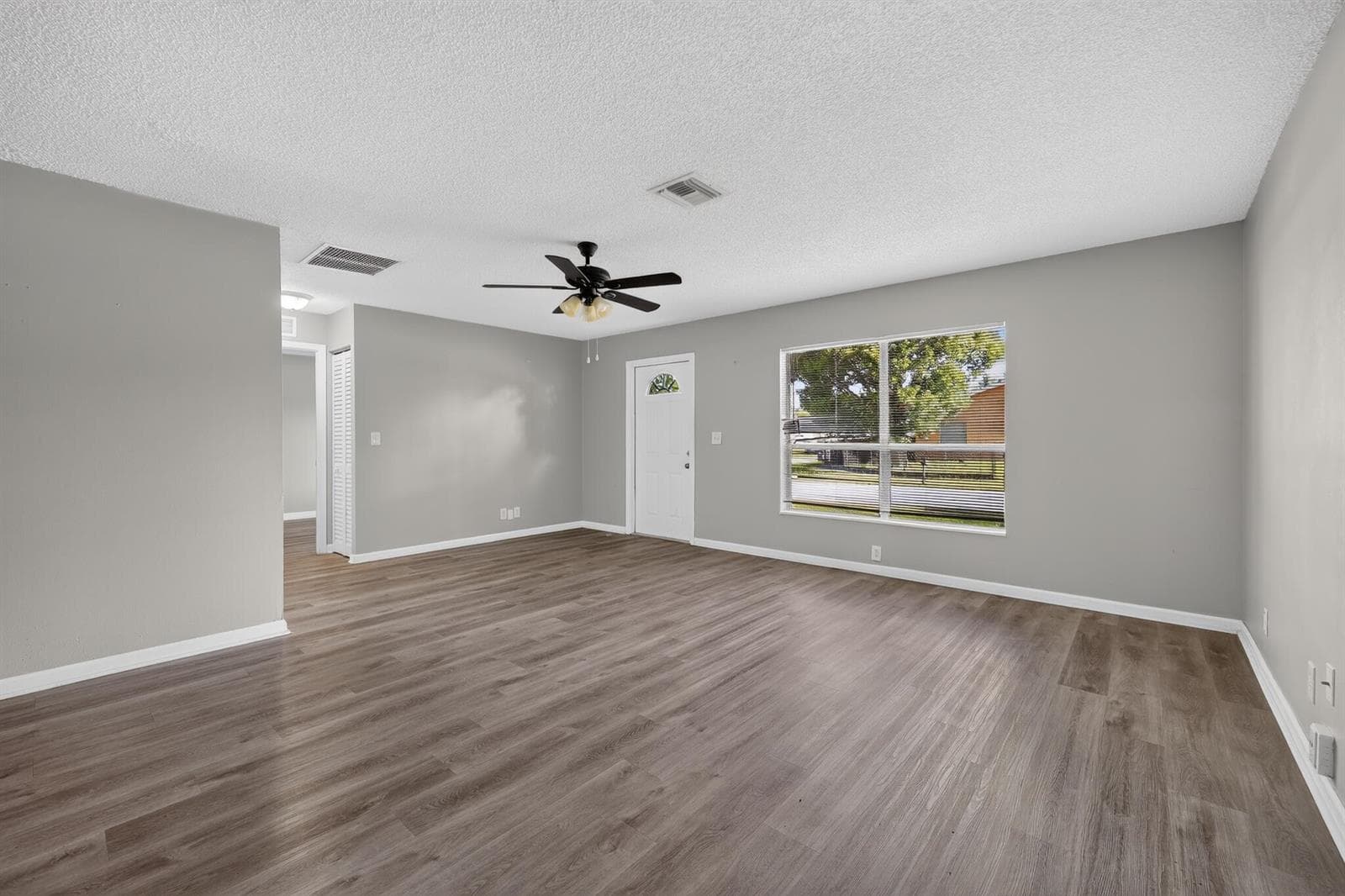 6198 ARCADE Court, Lake Worth, FL 33463 — zdjęcie 5