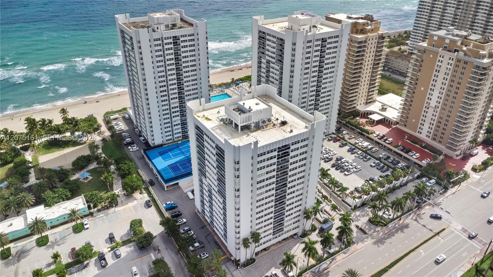 1880 S Ocean Dr # TS106, Hallandale Beach, FL 33009 — zdjęcie 3