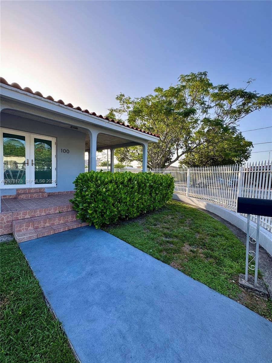 100 SW 51st Ct, Miami, FL 33134 — zdjęcie 2