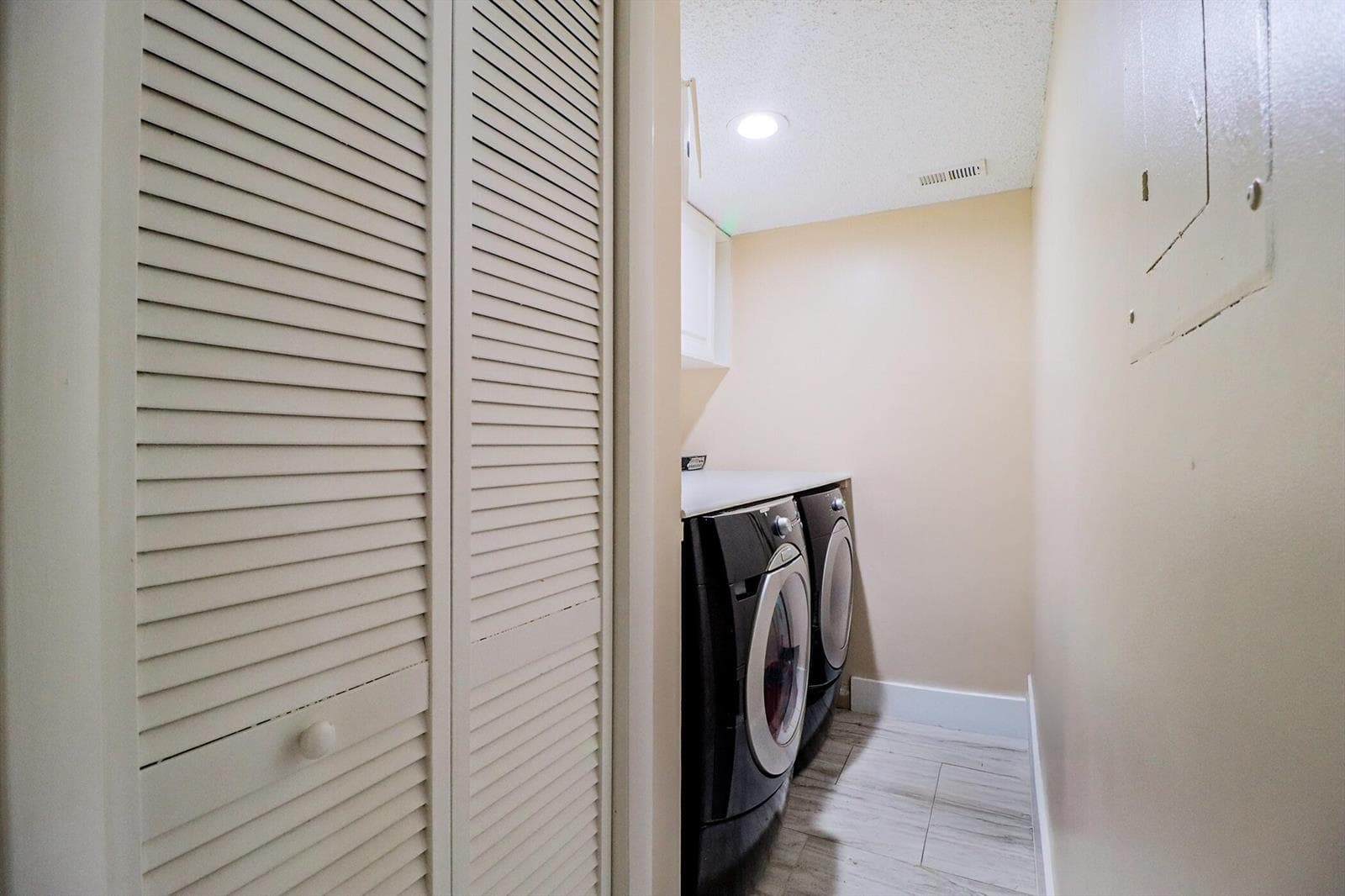 450 PALM Circle W # 106, Pembroke Pines, FL 33025 — zdjęcie 5