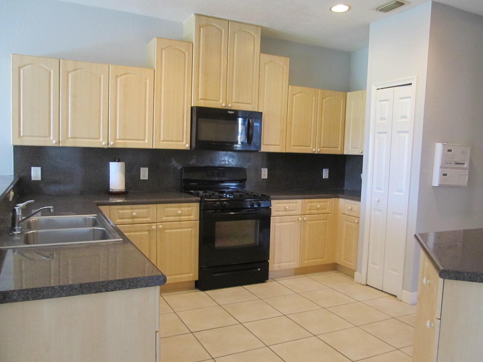 10682 OLD HAMMOCK Way, Wellington, FL 33414 — zdjęcie 5