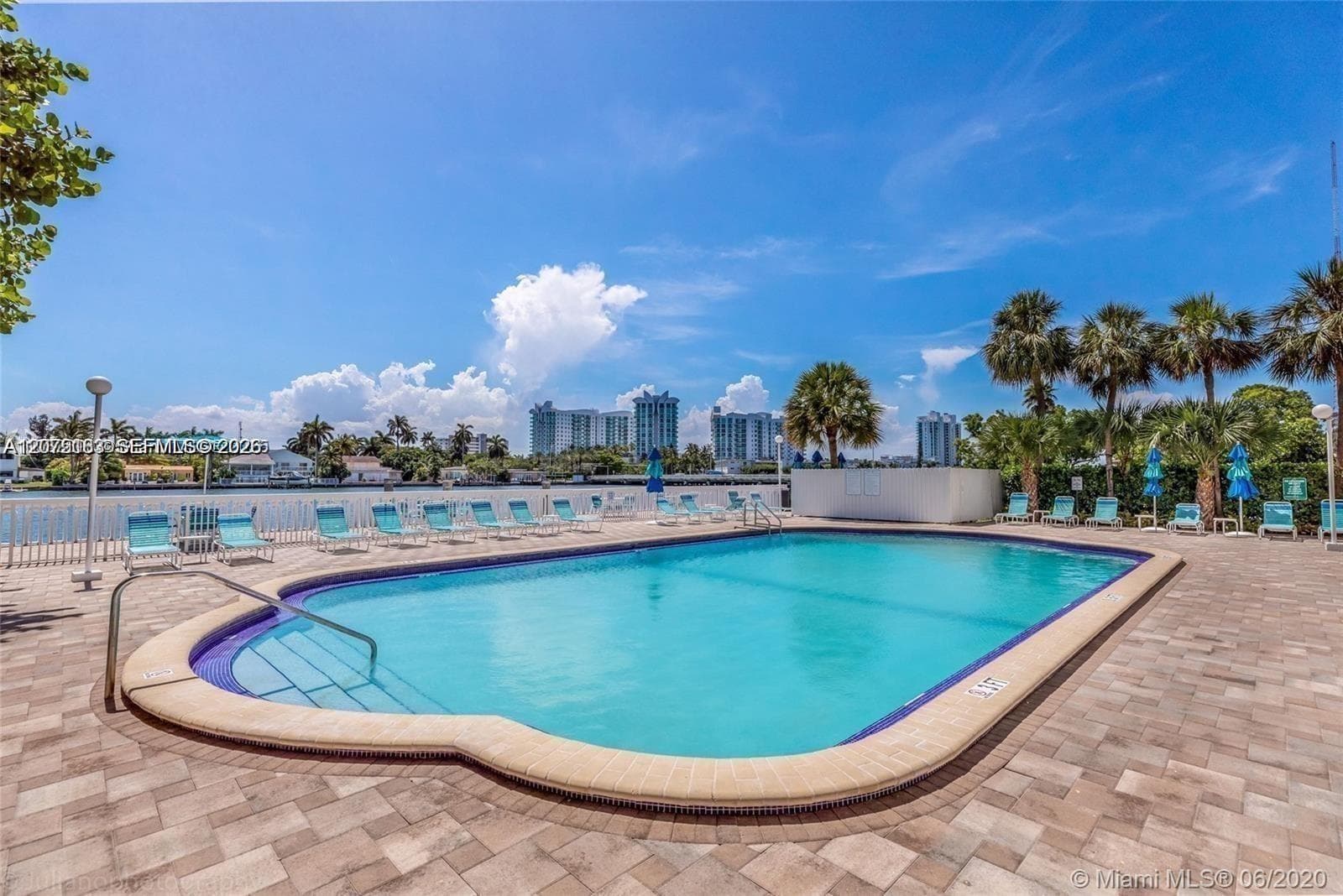 1455 N Treasure Dr # 6A, North Bay Village, FL 33141 — zdjęcie 3
