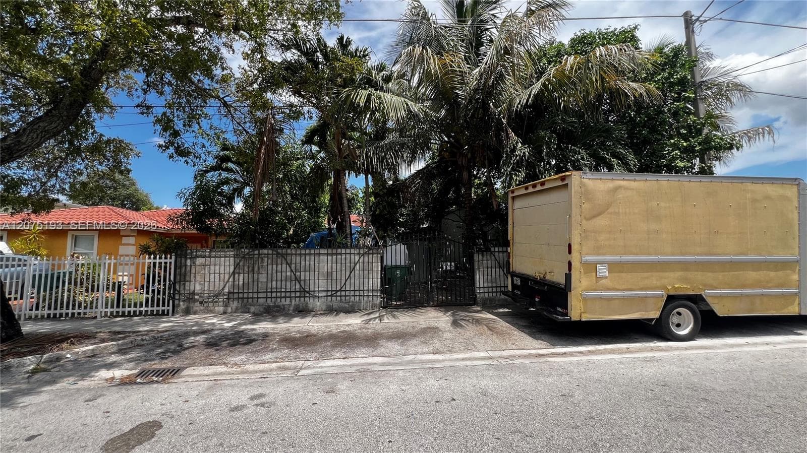 1531 NW 59th St, Miami, FL 33142 — zdjęcie 5
