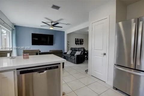 565 NE 5th Pl, Florida City, FL 33034 — zdjęcie 5