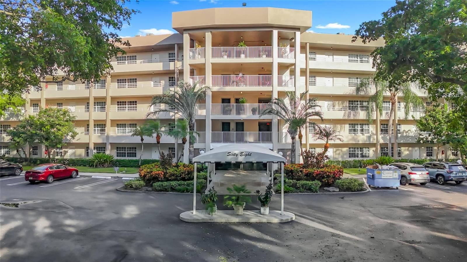 545 Oaks Lane # 410, Pompano Beach, FL 33069