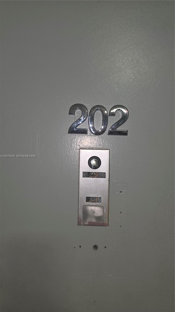 1849 S Ocean Dr # 202, Hallandale Beach, FL 33009 — zdjęcie 5