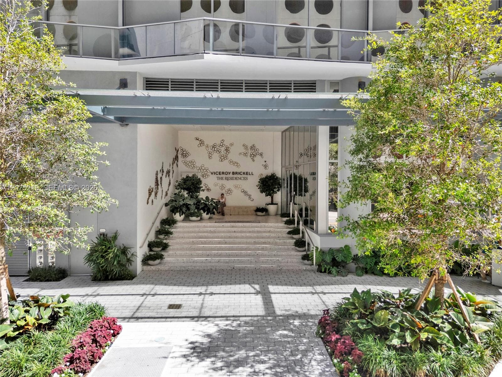 77 SE 5th # 2115, Miami, FL 33131