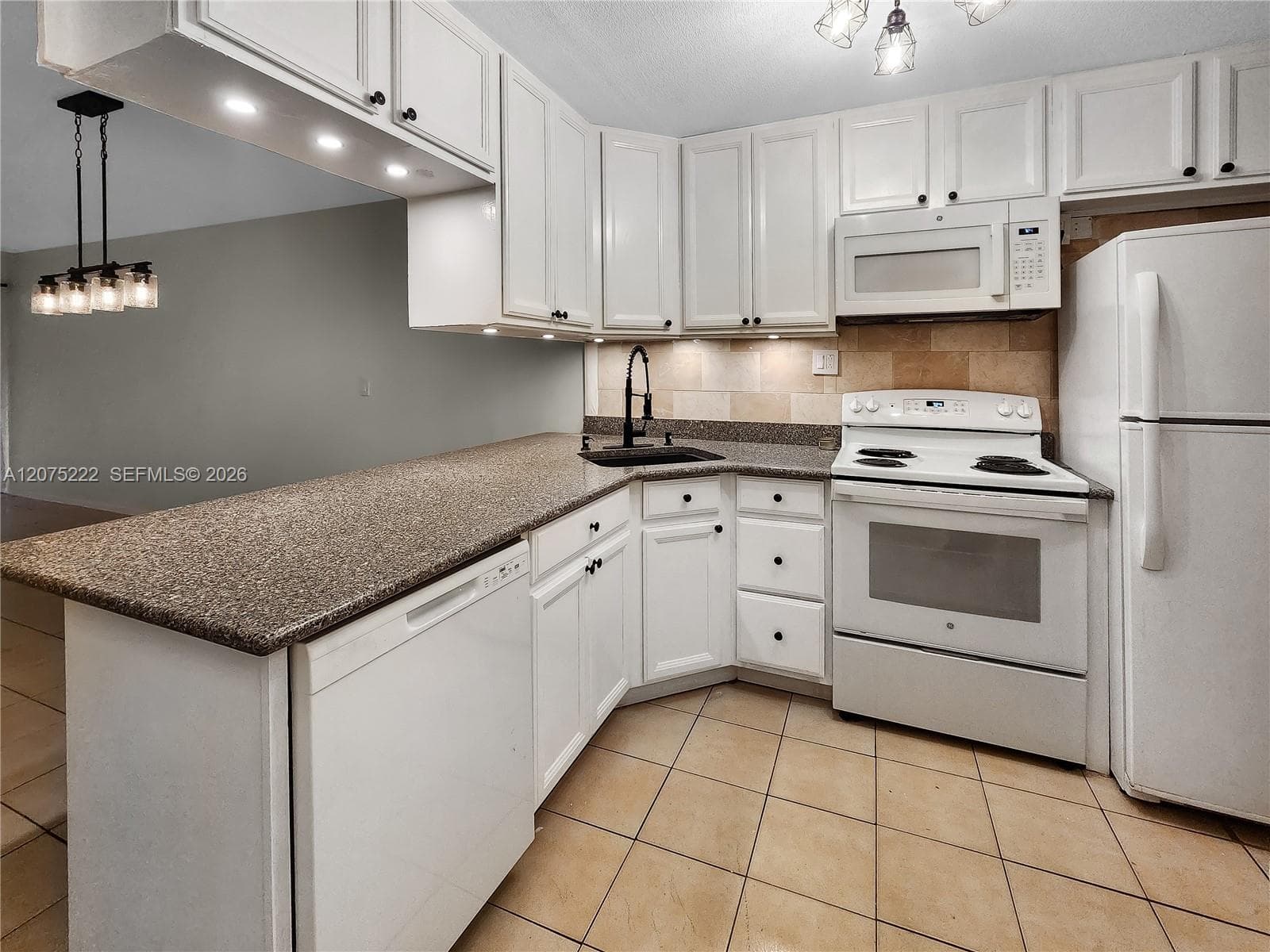 15385 S Dixie Hwy 22 Hwy, Palmetto Bay, FL 33157 — zdjęcie 3