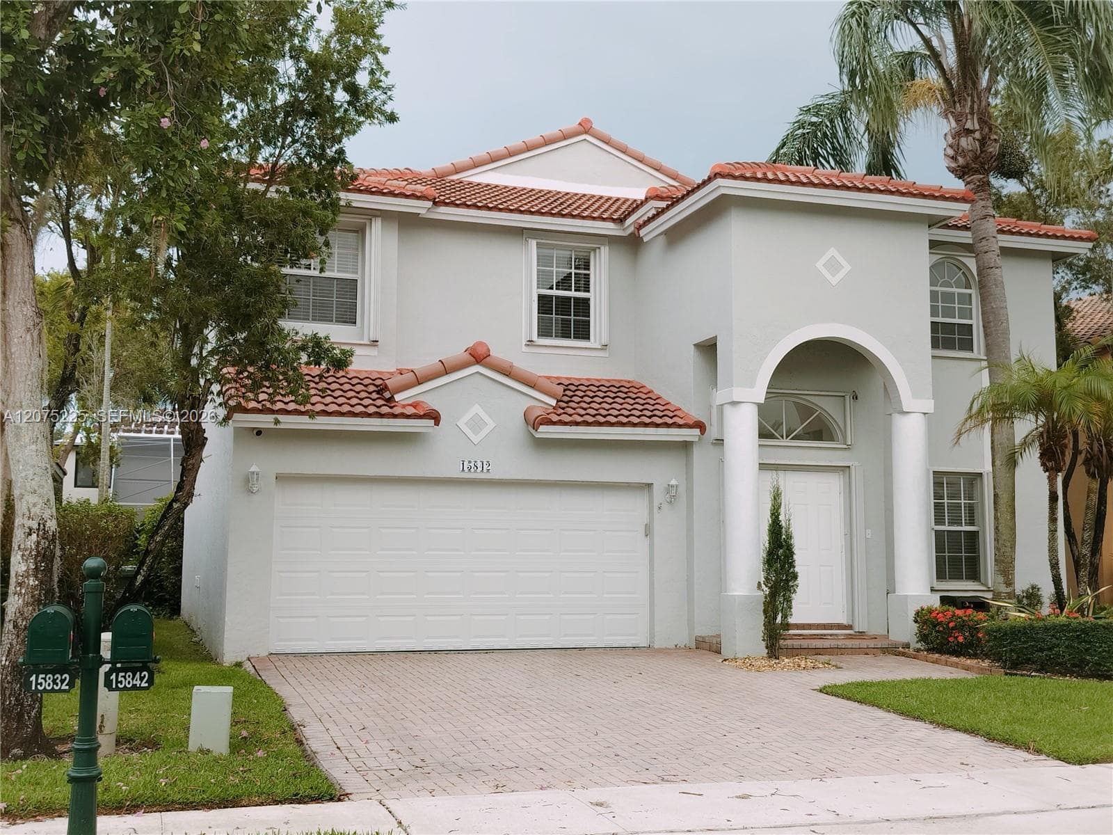 15842 SW 14 ST, Pembroke Pines, FL 33027 — zdjęcie 2