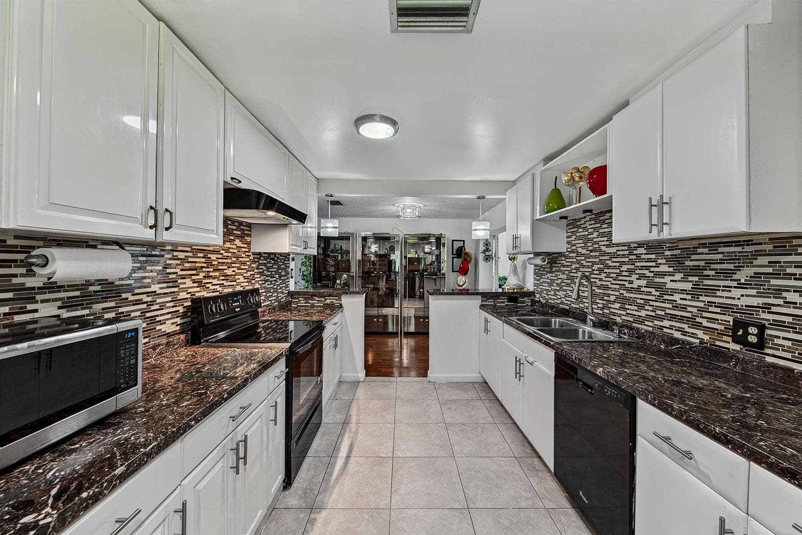 7190 NW 10TH Court, Margate, FL 33063 — zdjęcie 4