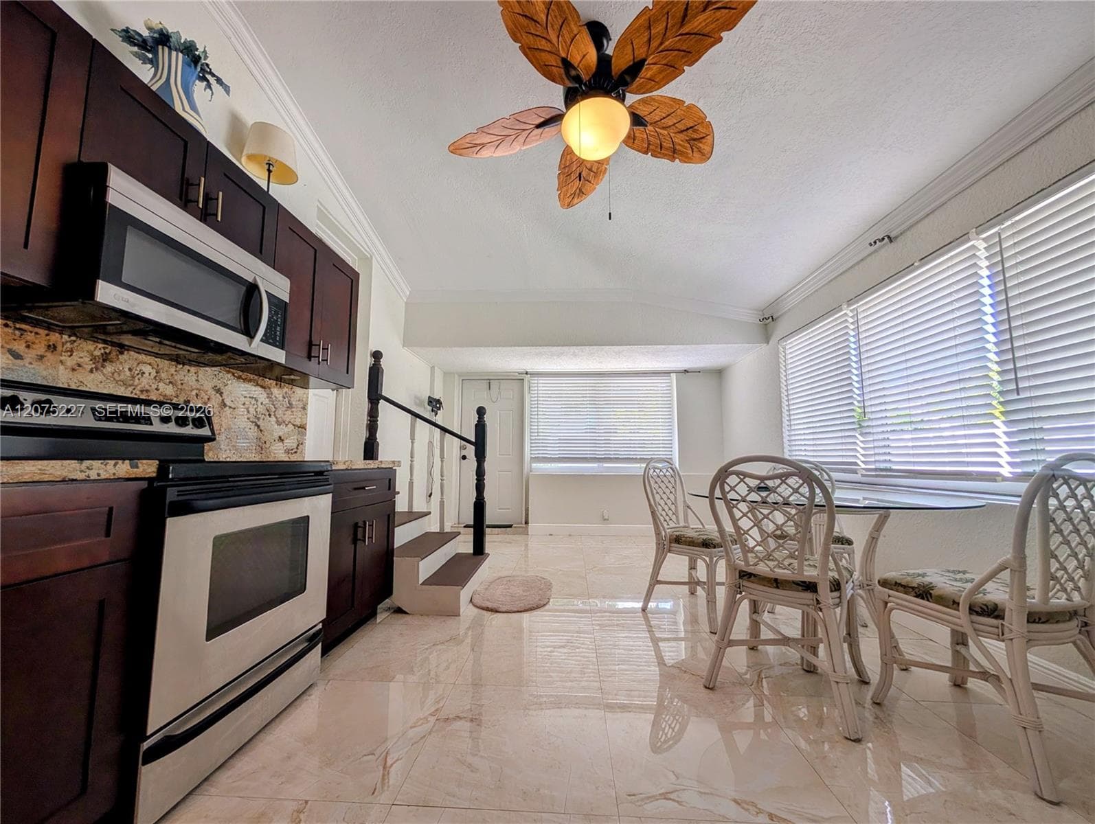 3221 NE 7th St # 2, Pompano Beach, FL 33062 — zdjęcie 4