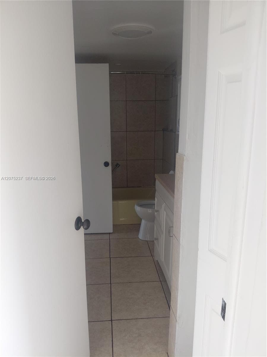 5495 NW 10th Ct # 304, Plantation, FL 33313 — zdjęcie 4