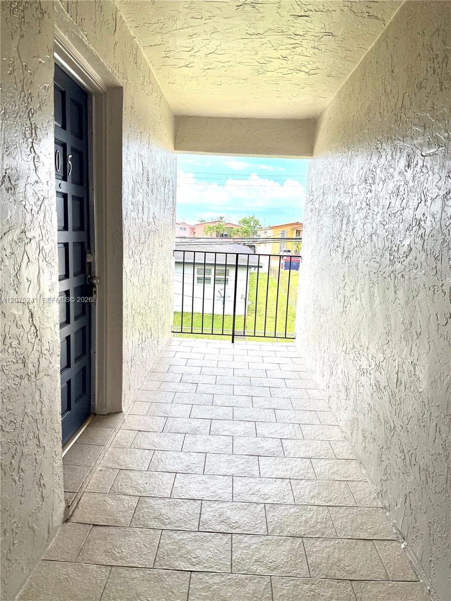 61 W 23rd St # 205, Hialeah, FL 33010 — zdjęcie 2