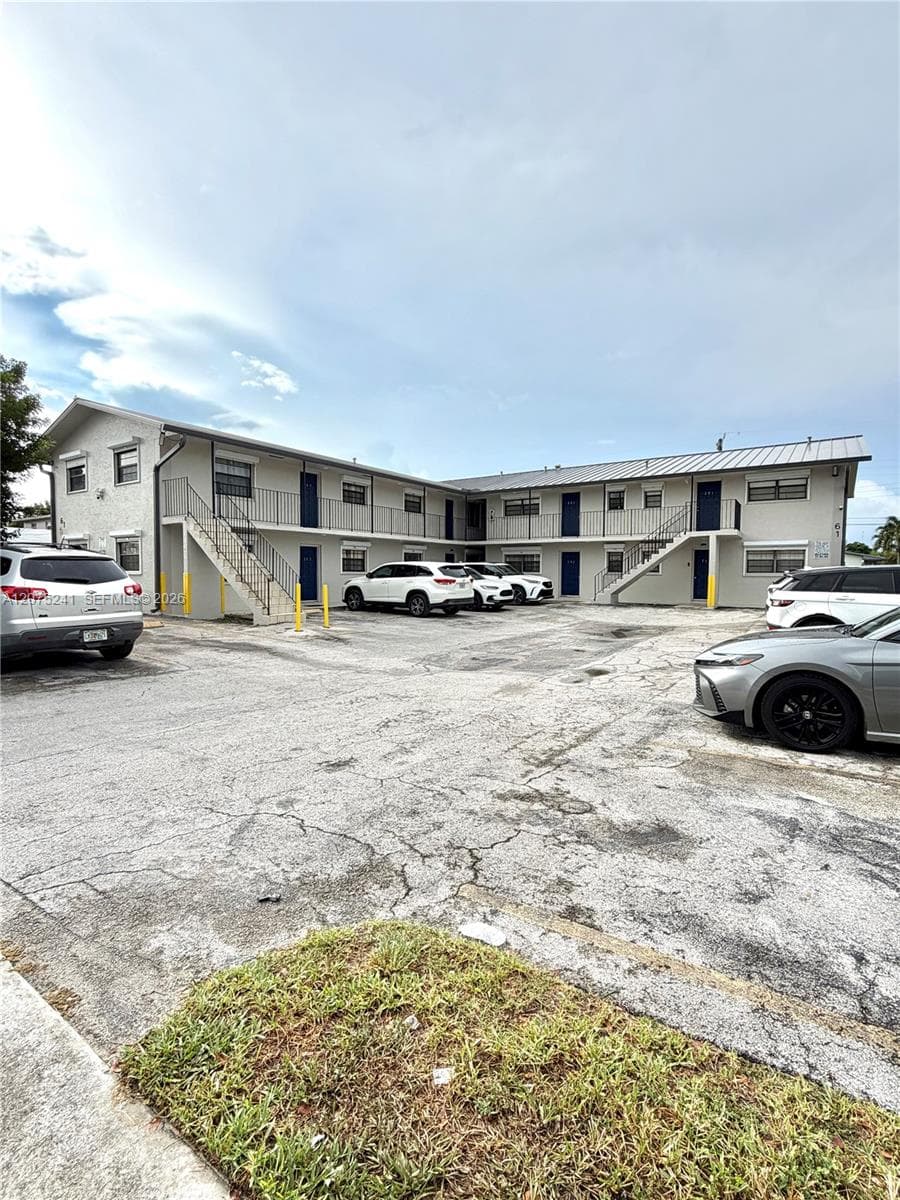 61 W 23rd St # 205, Hialeah, FL 33010