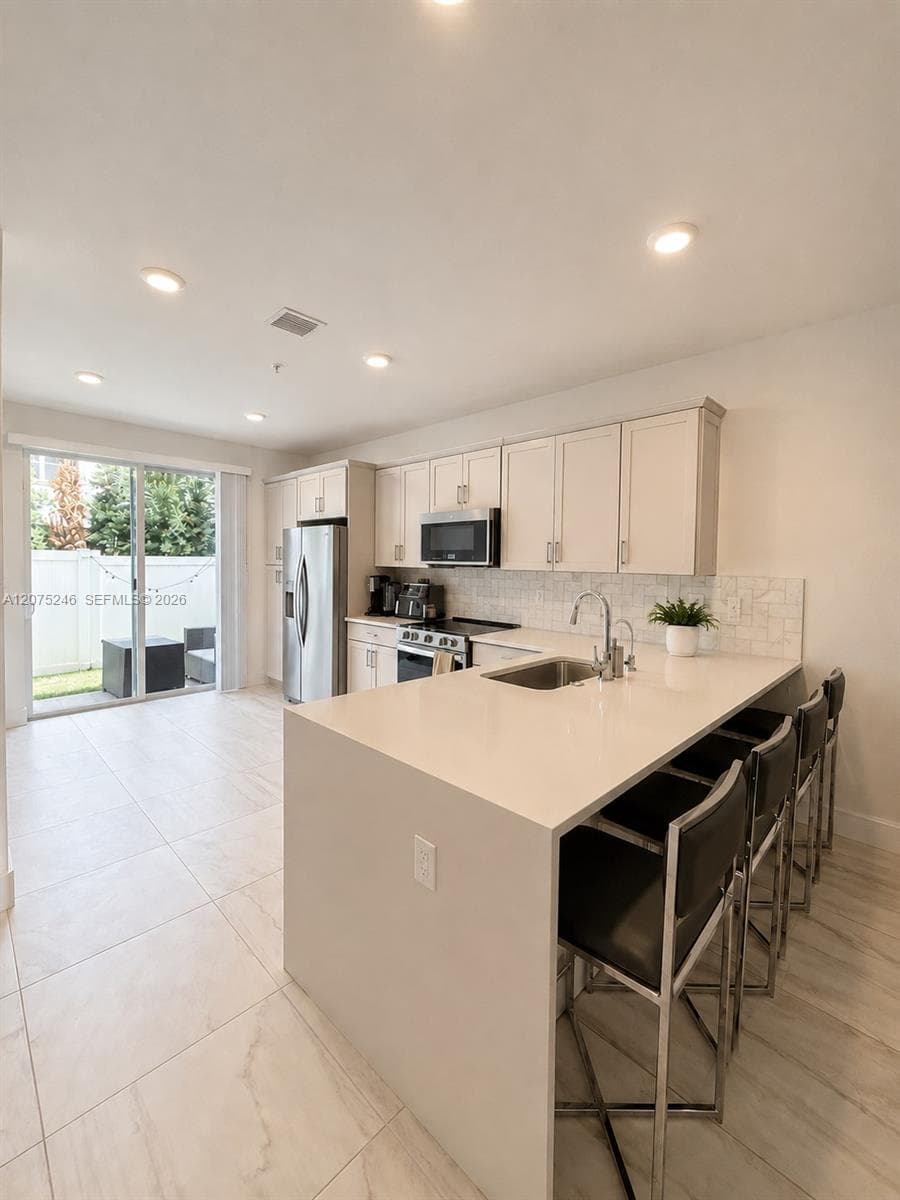 181 SW 170th Ave, Pembroke Pines, FL 33027 — zdjęcie 4