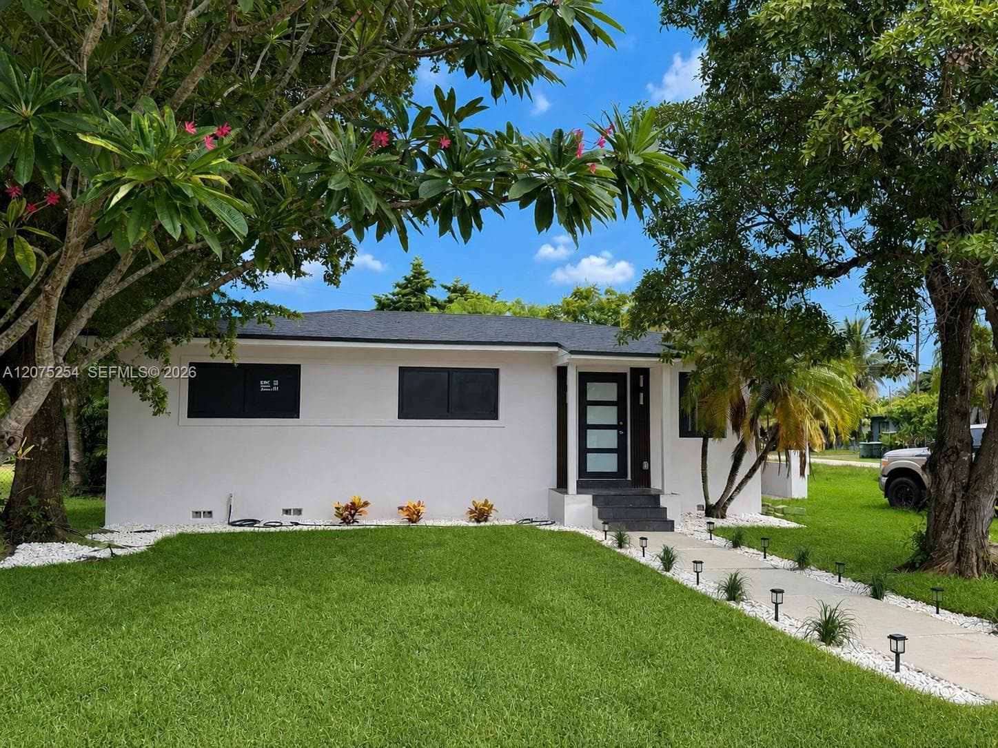 544 NW 12th St, Homestead, FL 33030