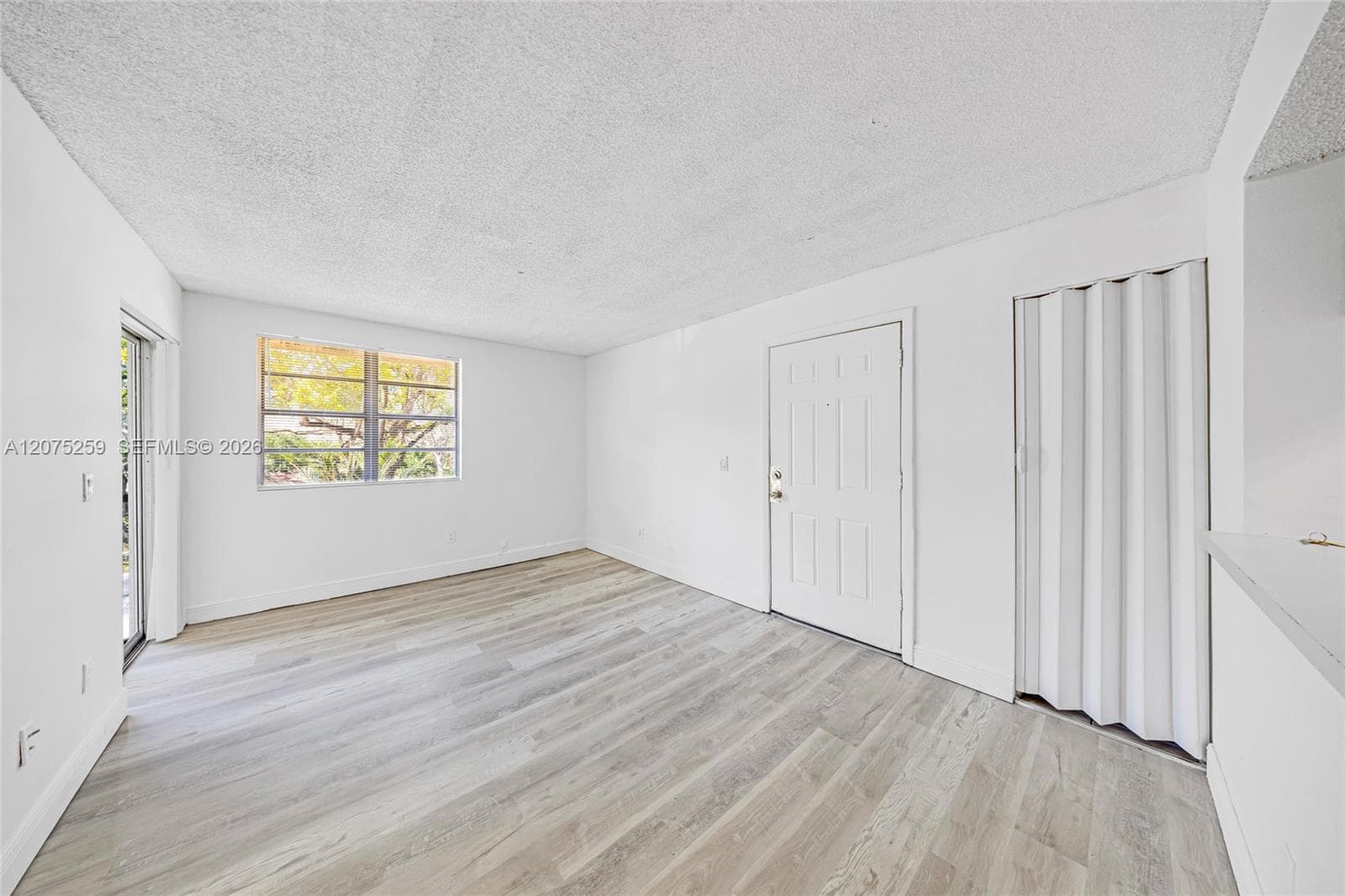 1237 SW 46th Ave # 806, Pompano Beach, FL 33069 — zdjęcie 3