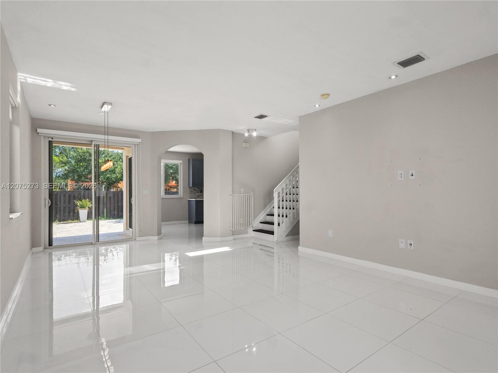 15392 SW 25th Ter, Miami, FL 33185 — zdjęcie 3