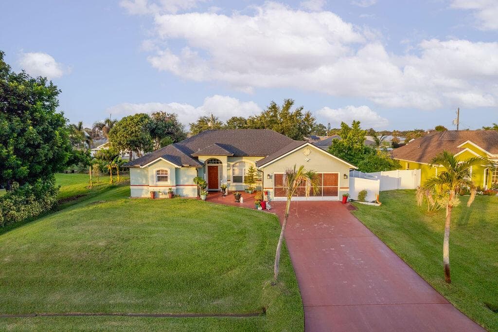 1871 SW MONTERREY Lane, Port St. Lucie, FL 34953 — zdjęcie 3