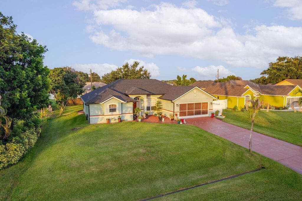 1871 SW MONTERREY Lane, Port St. Lucie, FL 34953 — zdjęcie 4